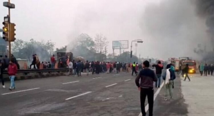 Jaipur CNG Tanker Blast BREAKING: जयपुर टैंकर ब्लास्ट हादसे में धू-धू कर जल गईं दर्जनों गाड़ियां, 4 की मौत, 24 घायल