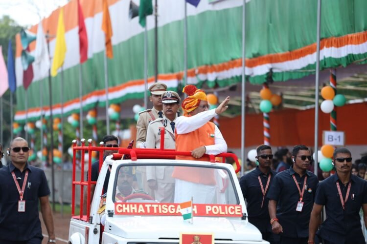 स्वतंत्रता दिवस के अवसर पर मुख्यमंत्री विष्णुदेव ने की कई बड़ी घोषणाए,शीघ्र होगी पुलिस कमिश्नर प्रणाली लागू