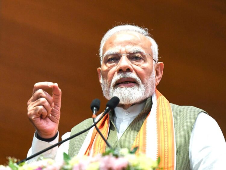 भारत जल्द ही तीसरी सबसे बड़ी अर्थव्यवस्था बनने की ओर अग्रसर : मोदी