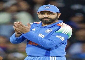 वनडे में 100 कैच लेने वाले सातवें भारतीय बने रोहित शर्मा