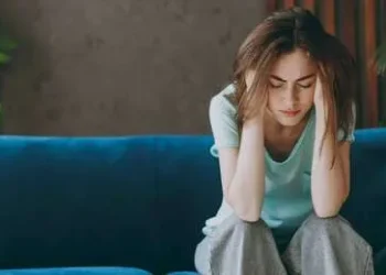 लंबे समय तक रहने वाली थकान और कमजोरी की ऐसे होगी जांच, ब्लड टेस्ट में पता चलेगी असली बीमारी