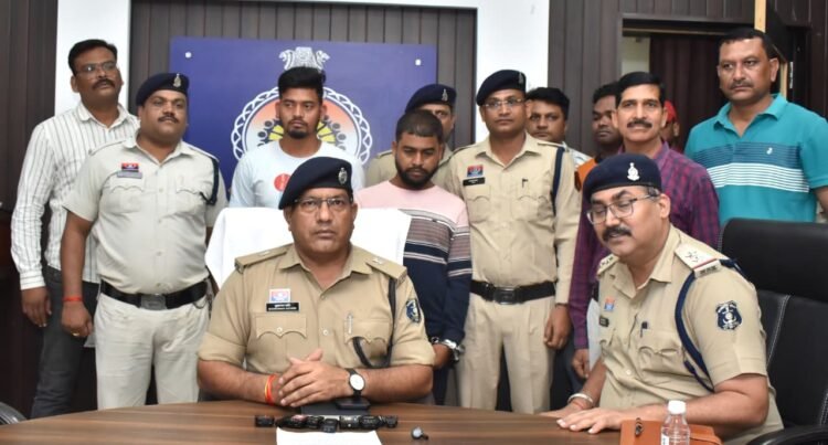 थाना पुलगांव क्षेत्रान्तर्गत ग्राम गनिवारी में हुए दोहरे हत्याकाण्ड का पर्दाफाश