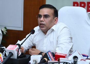 छत्तीसगढ़ में मतदाता सूची के गहन पुनरीक्षण का शुरुआत! राजनीतिक दलों के साथ सीईओ ने की महत्वपूर्ण बैठक तथा विभिन्न मीडिया संस्थानों के साथ प्रेस वार्ता