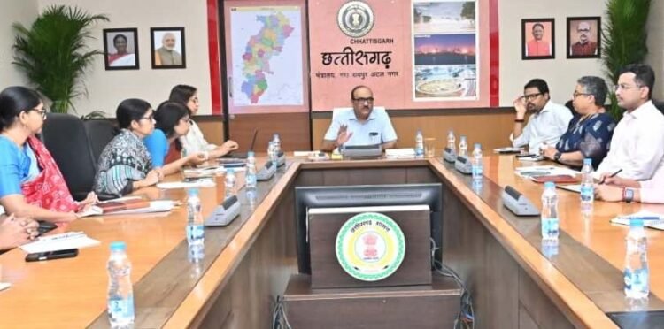 मुख्यमंत्री के निर्देशों पर त्वरित अमल सुनिश्चित करें: मुख्य सचिव विकास शील