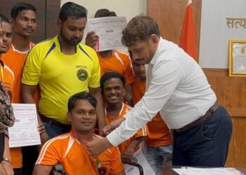 राज्य स्तरीय पैरा स्विमिंग चौम्पियनशिप में कबीरधाम के खिलाड़ियों ने जीते 14 पदक