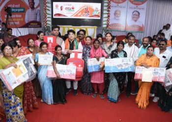 छत्तीसगढ़ रजत महोत्सव पर विशेष : धमतरी में 25 वर्षों में बदली महिलाओं और बच्चों की सामाजिक-आर्थिक तस्वीर