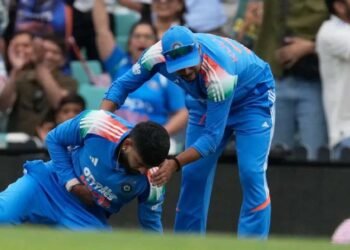 साउथ अफ्रीका के खिलाफ वनडे सीरीज से पहले भारत को लगा बड़ा झटका, ये धाकड़ खिलाड़ी हुआ बाहर