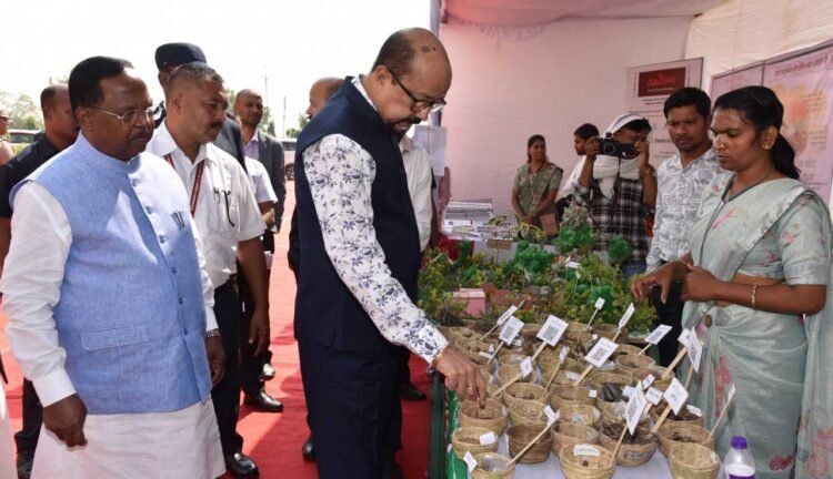 जल संरक्षण, प्राकृतिक और जैविक खेती की ओर बढ़ना आवश्यक : डेका