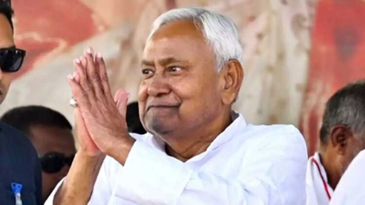 वर्ल्ड बैंक से लोन लेकर महिलाओं को बांटा पैसा…जन सुराज नेता के बयान से बवाल, नीतीश की जीत पर सवाल!