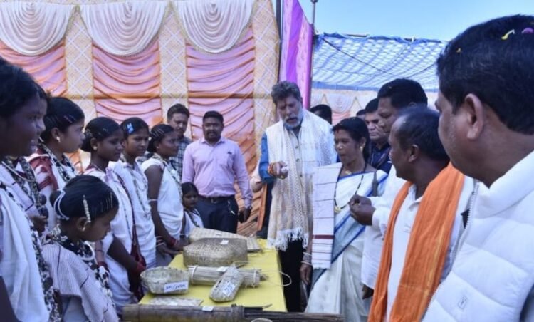 बस्तर की विरासत को सहेजने का संकल्प, पण्डुम में दिखी सांस्कृतिक एकजुटता