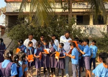 स्वामी विवेकानंद जी के जन्मदिवस के पावन अवसर पर आज दिनांक 12 जनवरी 2026 को अखिल भारतीय विद्यार्थी परिषद (अभाविप) के उत्तर भाग द्वारा सड्डू क्षेत्र में एक सामाजिक एवं शैक्षणिक सेवा कार्यक्रम का आयोजन किया गया।