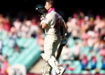 स्टीव स्मिथ ने राहुल द्रविड़ को छोड़ा पीछे, टेस्ट क्रिकेट में सबसे ज्यादा शतक लगाने वाले दुनिया…