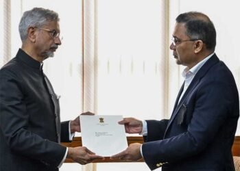 बांग्लादेश में बनी तारिक रहमान की सरकार तो भारत से कैसा होगा संबंध? BNP के मेनिफेस्टो में बताया