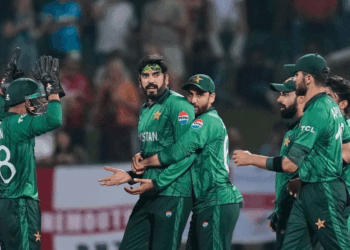 इंग्लैंड से हारकर फंसा पाकिस्तान, अब सेमीफाइनल में पहुंचने का ये है ‘कुदरत का निजाम’
