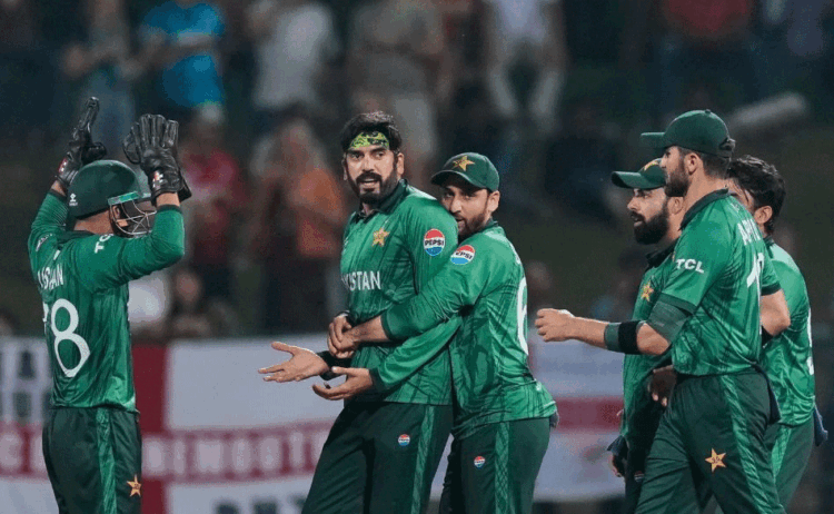 इंग्लैंड से हारकर फंसा पाकिस्तान, अब सेमीफाइनल में पहुंचने का ये है ‘कुदरत का निजाम’