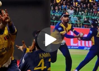 25 मीटर उल्टा भाग इस खिलाड़ी ने पकड़ा इस वर्ल्ड कप का बेस्ट कैच! दूसरे फील्डर के ऊपर से लगाया जंप