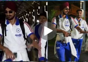कोलंबो में पाकिस्तान के खिलाफ मैच से पहले अर्शदीप बने ‘रहमान डकैत’, एयरपोर्ट पर डांस का VIDEO वायरल