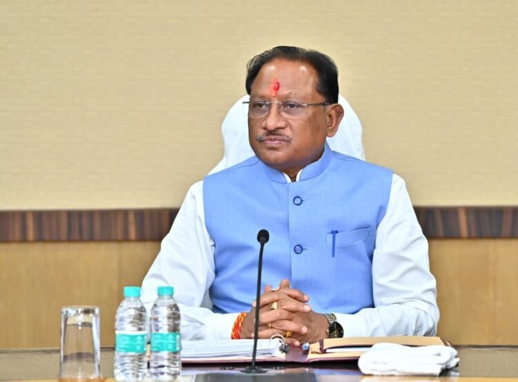 लाल आतंक पर निर्णायक प्रहार- बस्तर में हार्डकोर नक्सली कमांडर पापाराव सहित कुल 18 माओवादियों का आत्मसमर्पण