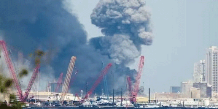 ईरान ने कुवैत-बहरीन में अमेरिकी बेस पर की बारूद की बारिश, क्या वाकई ‘अब्राहम लिंकन’ कैरियर हुआ शिकार?