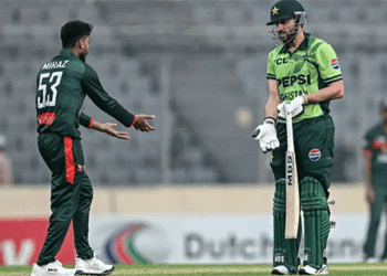 ‘इसलिए मैंने स्टंप्स पर थ्रो किया,’ सलमान आगा को रन आउट करने के बाद मेहदी हसन ने दी प्रतिक्रिया