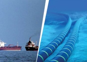 अब इंटरनेट की भी होगी किल्लत! समुद्र के 200 फीट नीचे क्या कर रहा ईरान? एक कदम से मच सकती है तबाही