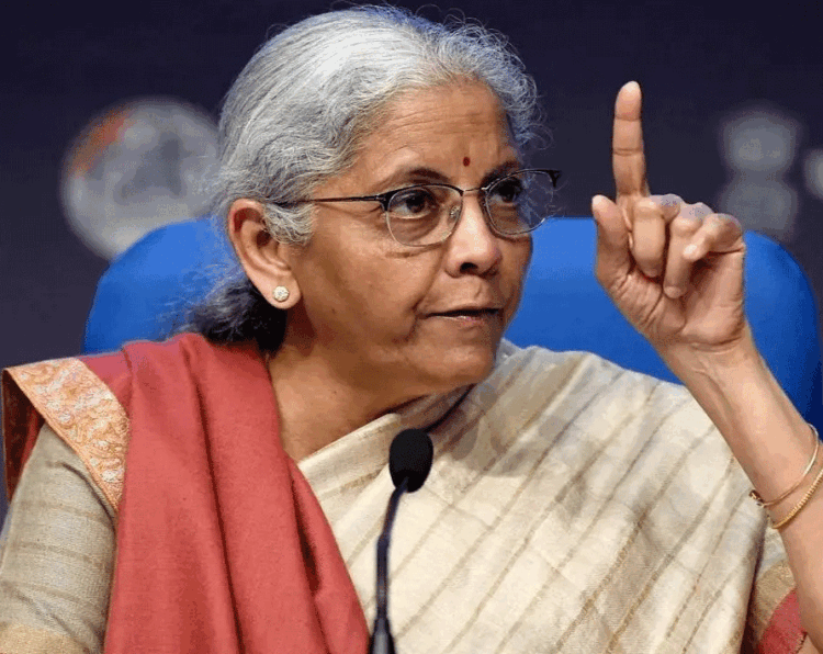 72 करोड़ लोगों बड़ी राहत! अब मिनिमम बैलेंस की टेंशन खत्म, वित्त मंत्री ने पेनाल्टी हटाने का किया बड़ा ऐलान