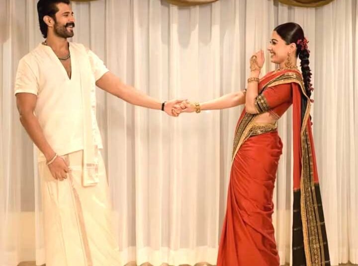 सादगी और रॉयल्टी का परफेक्ट बैलेंस: रश्मिका-विजय के रिसेप्शन लुक्स ने बढ़ाया फैशन क्रेज