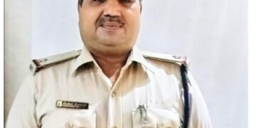 VIDEO से फूटा गुस्सा—पैसे लेने के बाद ‘15 से 20 थप्पड़’! रतनपुर थाना बना तमाशा, एएसआई सस्पेंड; IPS अंशिका जैन 