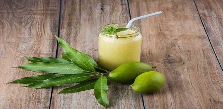 लू से बचने का देसी तरीका! तपती गर्मी में अमृत है कच्चे आम का झोलिया, बस 5 मिनट में तैयार करें रेसिपी