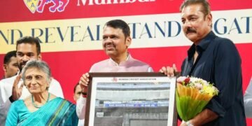 Ravi Shastri के नाम स्टैंड, तो डायना एडुल्जी और सरदेसाई के नाम पर वानखेड़े में गेट, CM फडणवीस ने किया अनावरण
