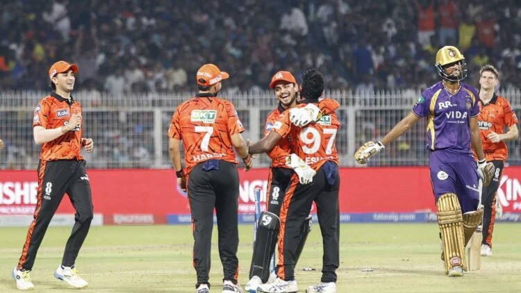 Abhishek Sharma पर BCCI ने लगाया जुर्माना साथ ही दी एक और सजा, KKR के खिलाफ ऐसा क्या किया कि भड़क गए रेफरी?