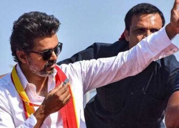 सबसे बड़ी जीत के बावजूद TVK अभी बहुमत से दूर