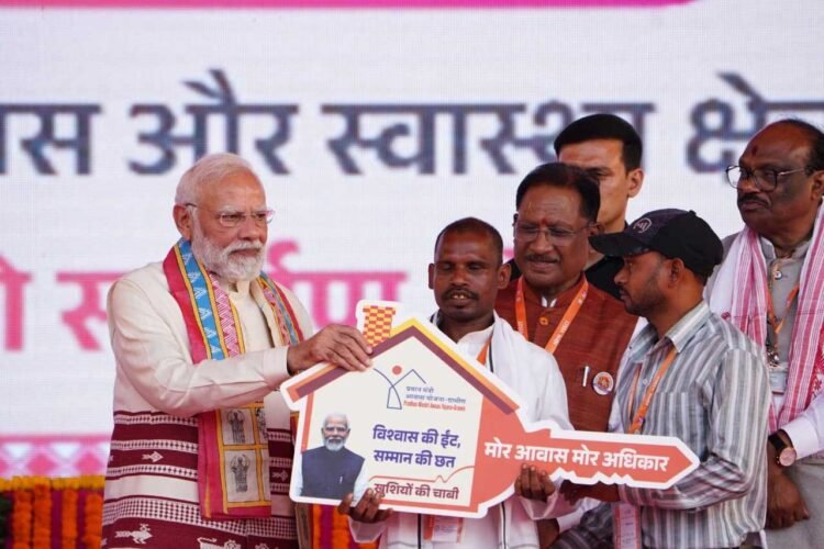 अंधेरे से उजाले की ओर: सुशासन ने बदली विशेष पिछड़ी जनजाति के दिव्यांग दंपति की जिंदगी
