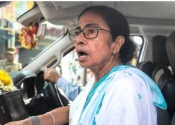 ममता बनर्जी ने इस्तीफा देने से किया था इनकार, अब राज्यपाल ने उठाया बड़ा कदम