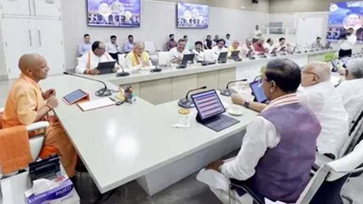 यूपी पंचायत चुनाव में पहली बार नए नियमों से तय होगा OBC आरक्षण, जानें क्या है ‘ट्रिपल टेस्ट फार्मूला’