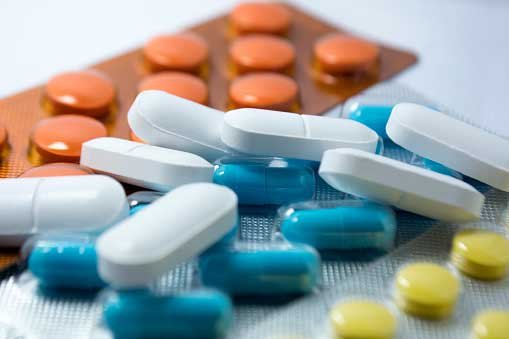 सिस्प्लाटिन-कार्बोप्लाटिन की कीमत बढ़ाने की तैयारी, कच्चे माल की महंगाई से कैंसर दवाओं का संकट