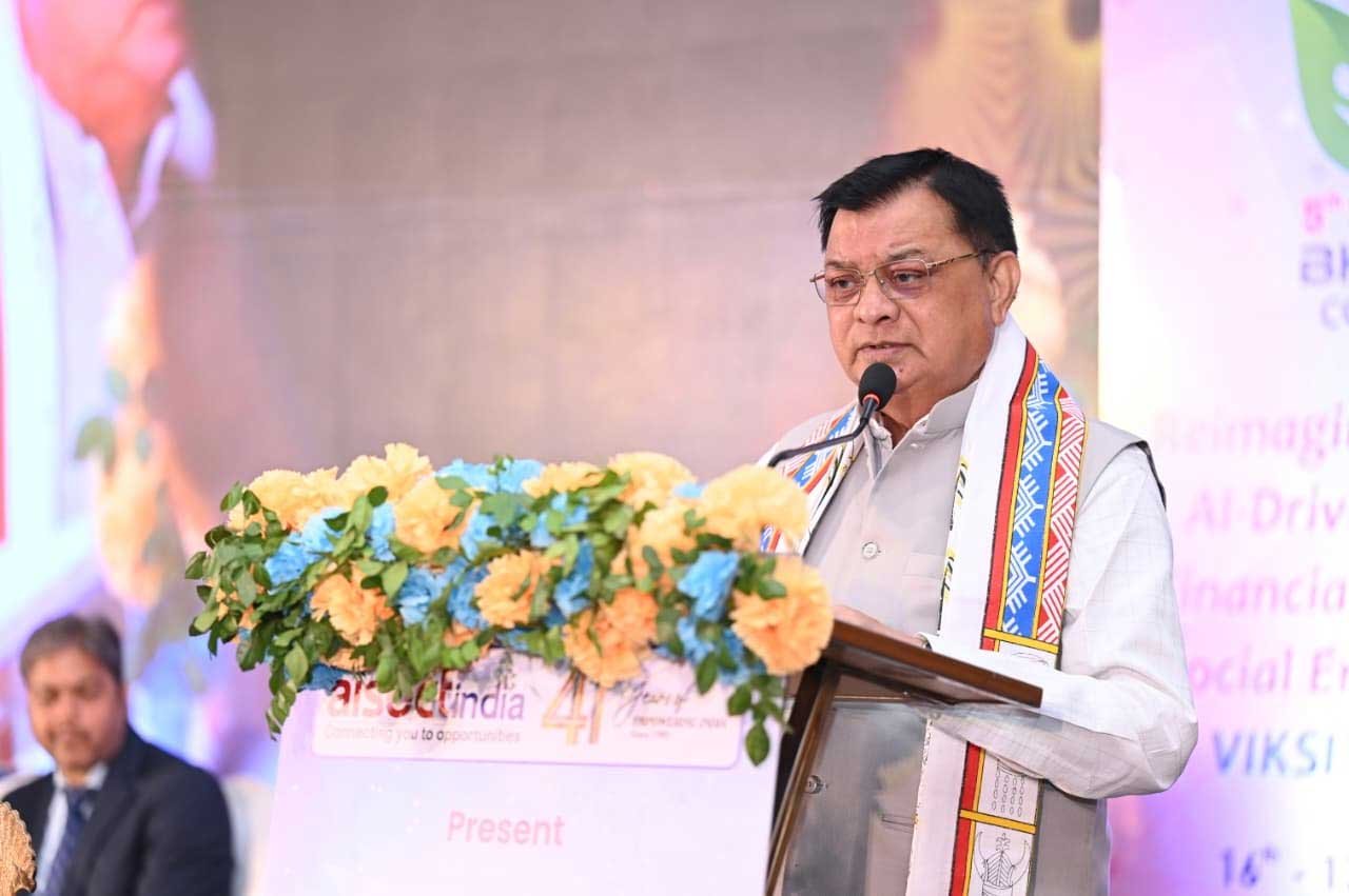  किसी भी देश की सबसे बड़ी ताकत उसका मानव संसाधन होती है- उद्योग मंत्री  देवांगन