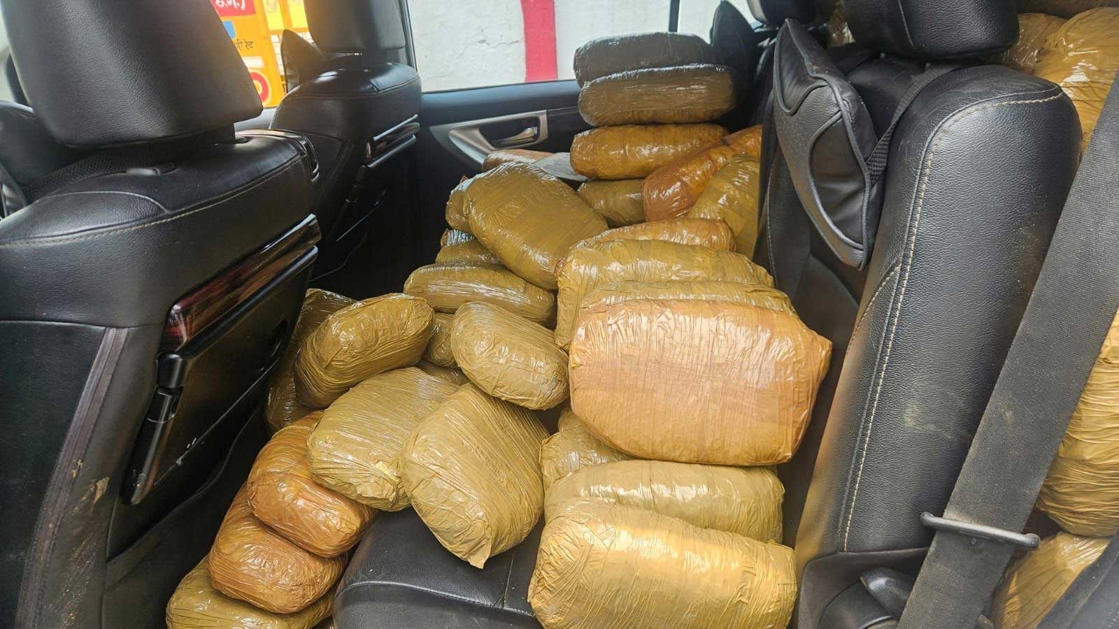 “ऑपरेशन आघात” में रायगढ़ पुलिस को मिली बड़ी सफलता, 300 किलो गांजा के साथ 3 गांजा तस्कर गिरफ्तार
