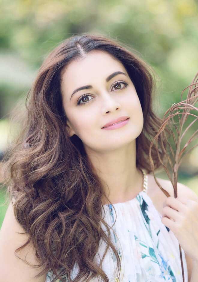 तलाकशुदा बिजनेसमैन की दुल्हन बनी एक्ट्रेस, सौतेली बेटी से इजाजत लेकर रचाई दूसरी शादी, पर नहीं बन पाई मां
