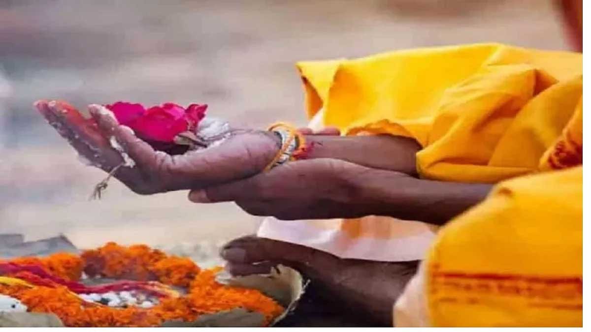 श्राद्ध और पिंडदान का अधिकार किसे? गरुड़ पुराण में बताए गए नियम