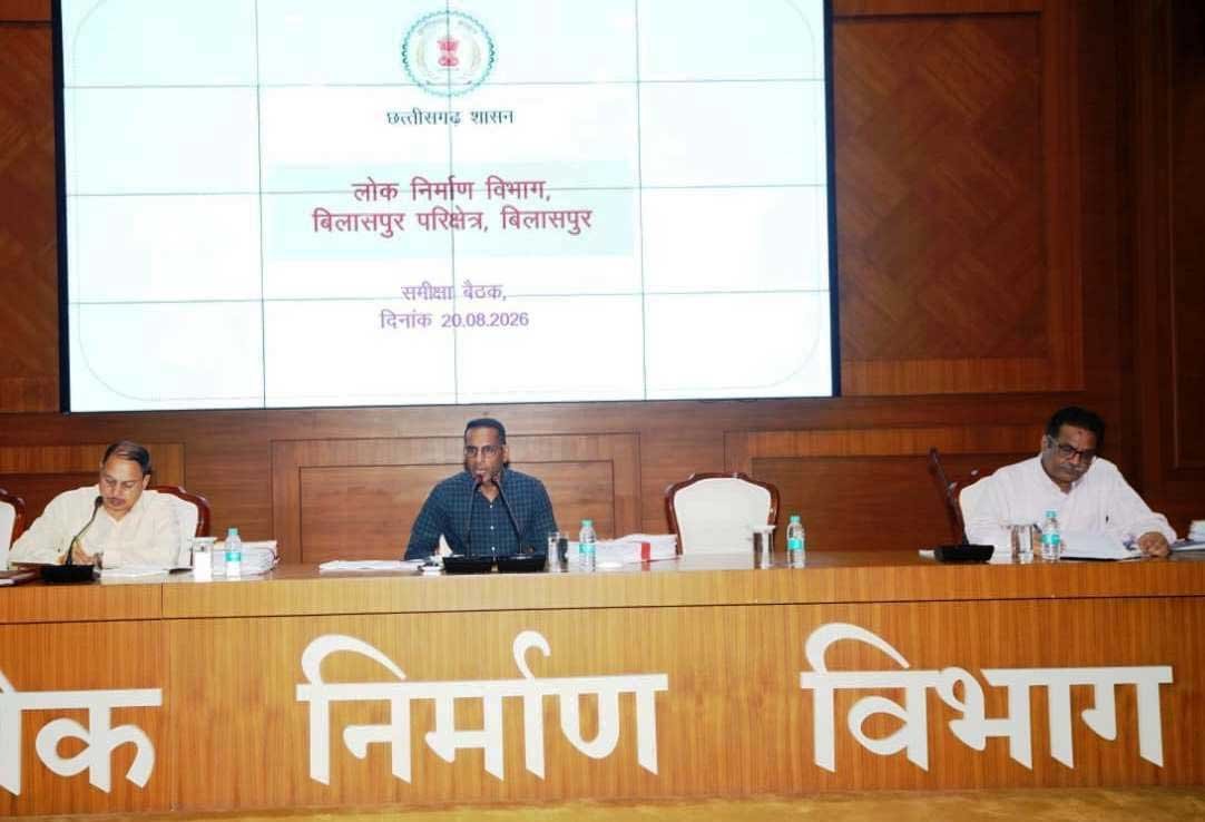  लोक निर्माण विभाग के सचिव ने निर्माण कार्यों में तेजी लाने, गुणवत्ता एवं समय-सीमा का विशेष ध्यान रखने के दिए निर्देश