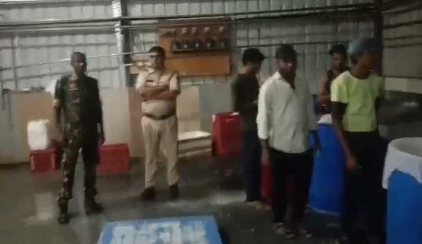 एनालॉग पनीर के संदेह में वैद्य फूड पर कार्रवाई, 200 किलो पनीर जब्त