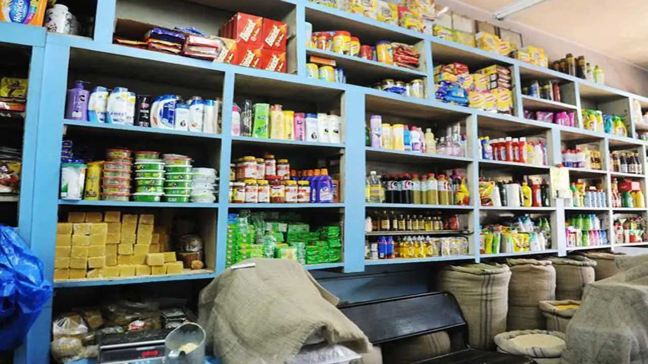 आम आदमी की जेब पर फिर पड़ेगा बोझ, सितंबर में FMCG कंपनियां बढ़ा सकती हैं दाम