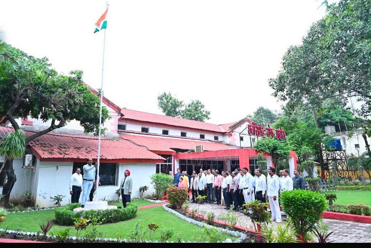  छत्तीसगढ़ लोक आयोग में गरिमामय ढंग से मनाया गया स्वतंत्रता दिवस