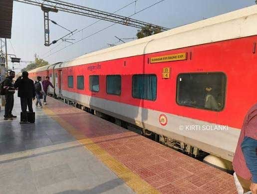 अबूझमाड़ के दुर्गम अंचलों तक पहुँची ‘सुशासन एक्सप्रेस’