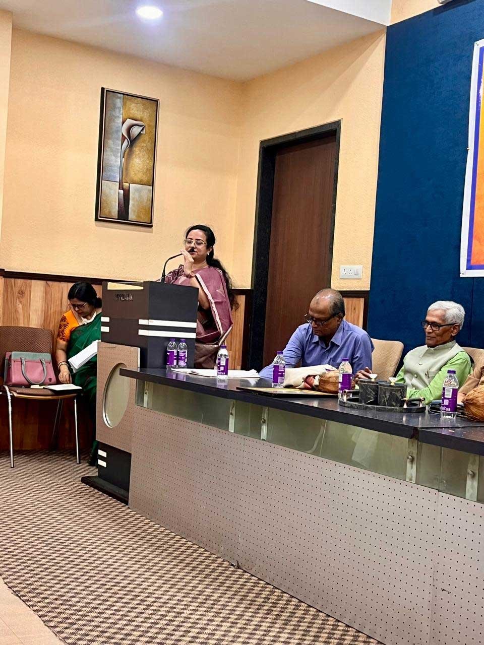 ‘संकेत साहित्य रत्न’ से सम्मानित हुए डॉ. कुँवर वीर सिंह मार्तण्ड