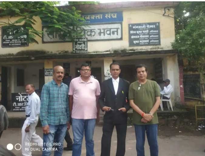 पत्रकार सुनील नामदेव, नीलेश शर्मा और साजिद हाशमी बरी