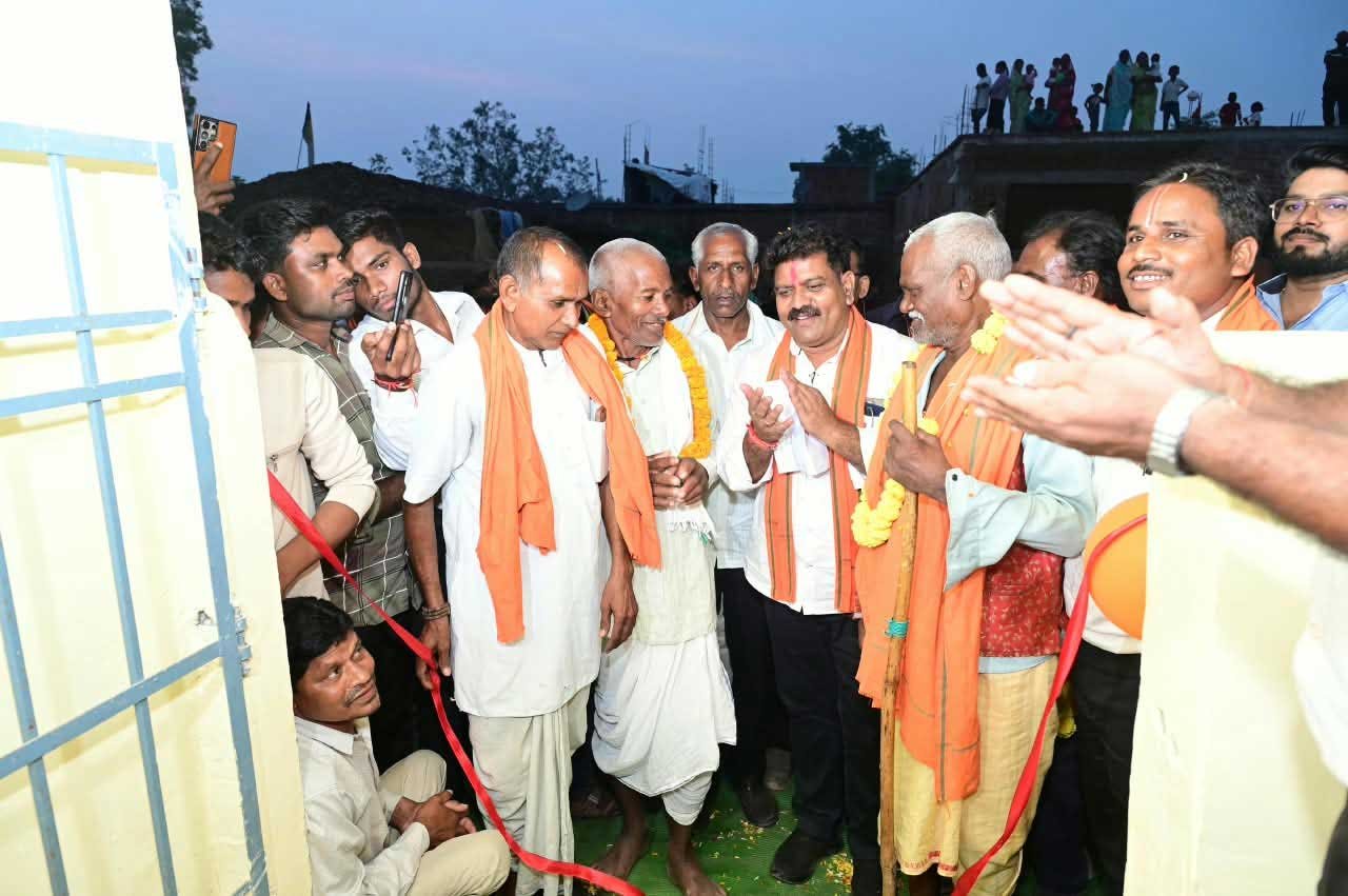 भलपहरी और अचानकपुर में ग्रामीणों के बीच पहुंचे उप मुख्यमंत्री श्री विजय शर्मा, दी 48 लाख रुपए के विकास कार्यों की सौगात