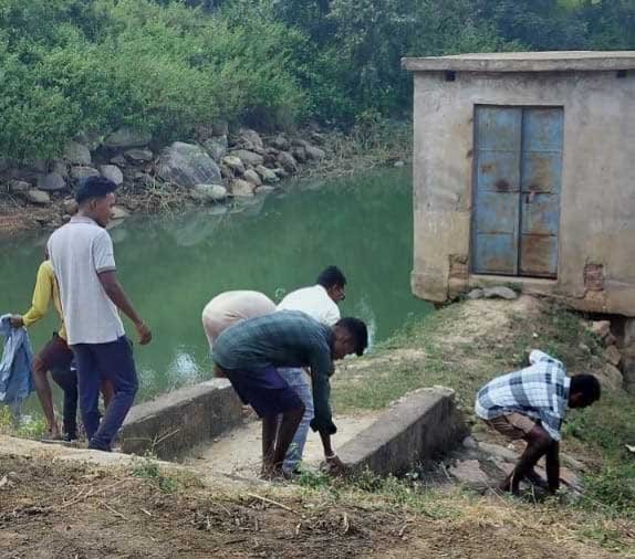  गगनई जलाशय में गूंजा जल संरक्षण का संदेश, ग्रामीणों ने लिया जल स्रोतों को स्वच्छ रखने का संकल्प