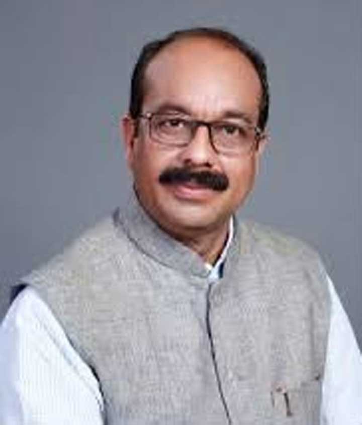 बरसात के बाद अब धरातल पर दिखेंगे सड़कों के काम, लोक निर्माण विभाग ने 6 कार्यों की निविदा को दी मंजूरी